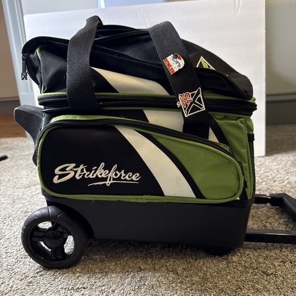KR Strikeforce Other - KR KRX Strikeforce Cruiser Smooth Single Ball Roller Bowling Bag Green